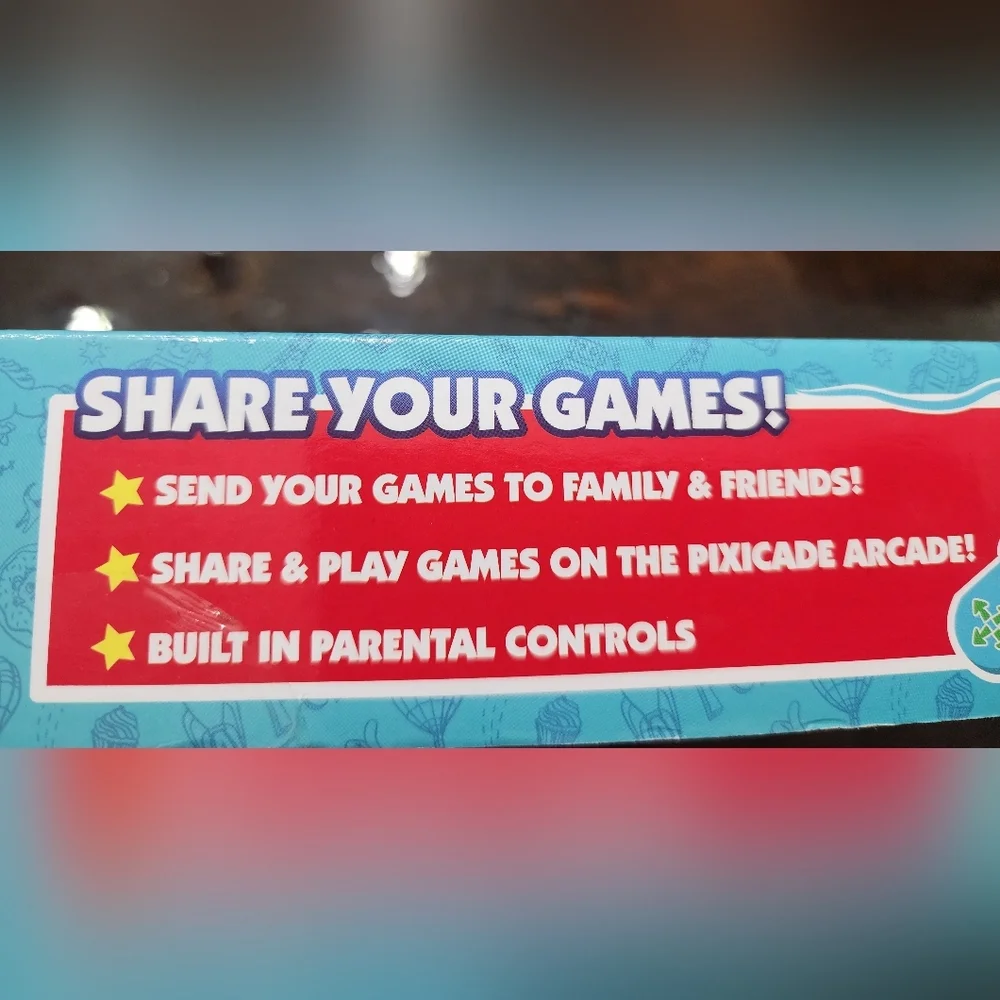 🖍NWT Pixicade Mobile Game Maker